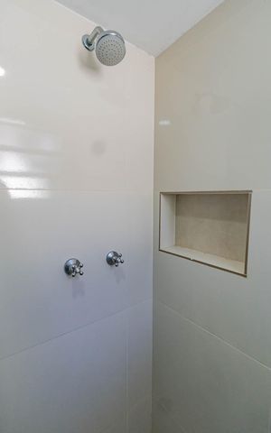 Apartamento à venda com 350m², 5 quartos e 3 vagasBanheiro da Kitnet 1