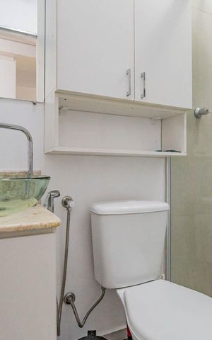 Apartamento à venda com 350m², 5 quartos e 3 vagasBanheiro da Kitnet 2
