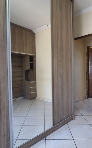 Casa para alugar com 70m², 2 quartos e 1 vagaQuarto 1 suíte