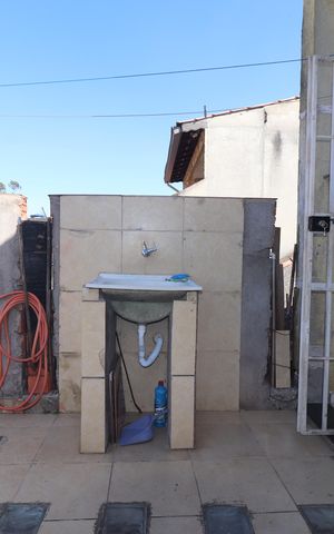 Casa para alugar com 70m², 2 quartos e 1 vagaÁrea de Serviço