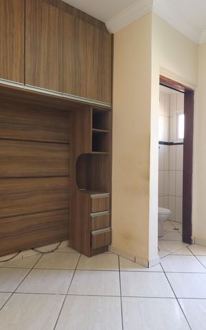 Casa para alugar com 70m², 2 quartos e 1 vagaQuarto 1 suíte