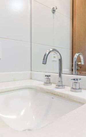 Apartamento à venda com 62m², 2 quartos e 2 vagasBanheiro Social