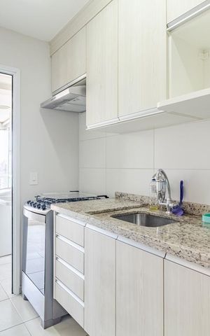 Apartamento à venda com 62m², 2 quartos e 2 vagasCozinha