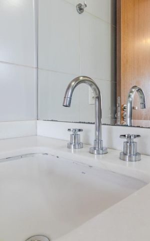 Apartamento à venda com 62m², 2 quartos e 2 vagasBanheiro da Suíte