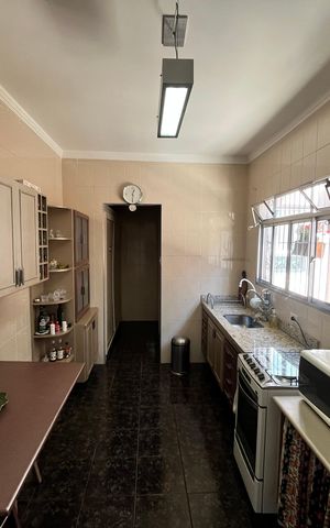 Casa à venda com 147m², 3 quartos e 3 vagasCozinha