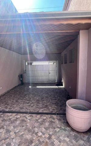Casa à venda com 147m², 3 quartos e 3 vagasGaragem
