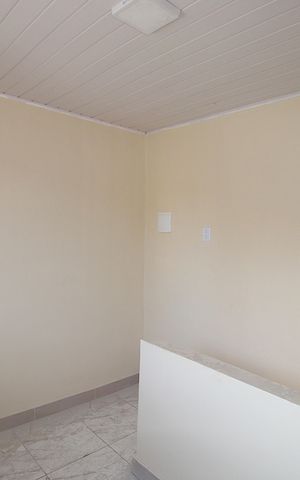 Casa para alugar com 45m², 1 quarto e sem vagaSuíte