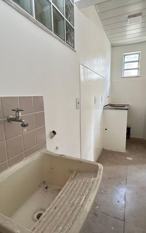 Casa para alugar com 45m², 1 quarto e sem vagaCozinha e Área de Serviço