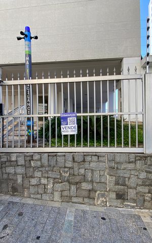 Apartamento para alugar com 82m², 2 quartos e 1 vagaFachada