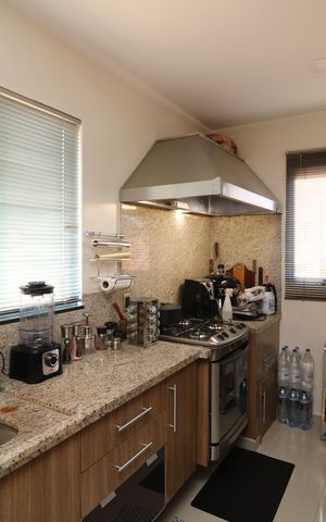 Casa à venda com 688m², 4 quartos e 5 vagasCozinha