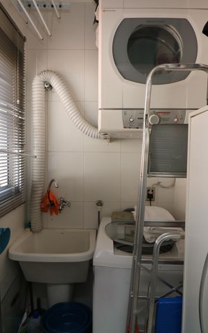 Casa à venda com 688m², 4 quartos e 5 vagasÁrea de Serviço