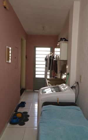 Casa à venda com 688m², 4 quartos e 5 vagasÁrea de Serviço C2