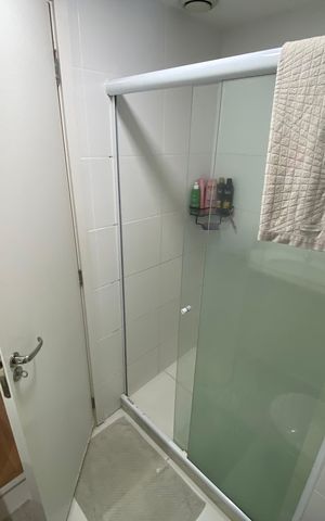 Apartamento à venda com 77m², 3 quartos e 1 vaga Apartamento à venda com 77m², 3 quartos e 1 vagaBanheiro