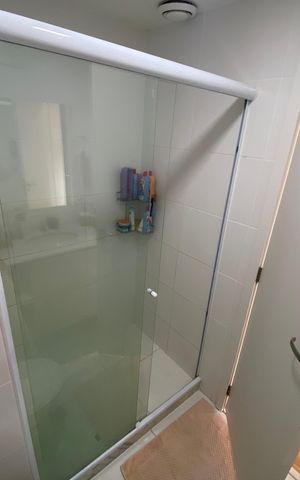 Apartamento à venda com 77m², 3 quartos e 1 vaga Apartamento à venda com 77m², 3 quartos e 1 vagaBanheiro Suíte