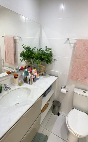 Apartamento à venda com 77m², 3 quartos e 1 vaga Apartamento à venda com 77m², 3 quartos e 1 vagaBanheiro Suíte