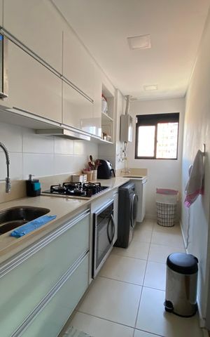 Apartamento à venda com 77m², 3 quartos e 1 vaga Apartamento à venda com 77m², 3 quartos e 1 vagaCozinha e Área de Serviço