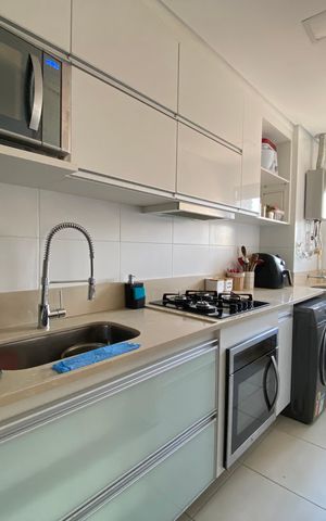 Apartamento à venda com 77m², 3 quartos e 1 vaga Apartamento à venda com 77m², 3 quartos e 1 vagaCozinha e Área de Serviço