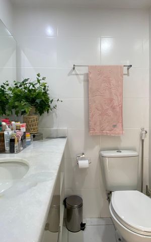 Apartamento à venda com 77m², 3 quartos e 1 vaga Apartamento à venda com 77m², 3 quartos e 1 vagaBanheiro Suíte