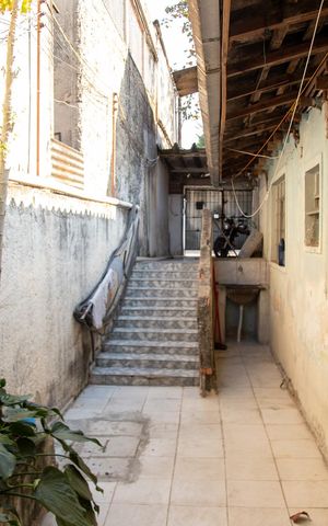 Casa à venda com 250m², 4 quartos e 2 vagas Casa à venda com 250m², 4 quartos e 2 vagasQuintal
