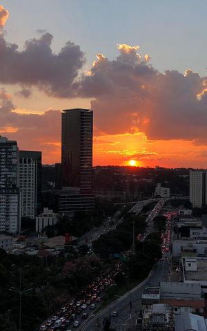 Apartamento à venda com 70m², 2 quartos e 1 vaga
