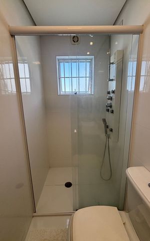 Casa à venda com 160m², 4 quartos e 3 vagas Casa à venda com 160m², 4 quartos e 3 vagasBanheiro da Suíte 2