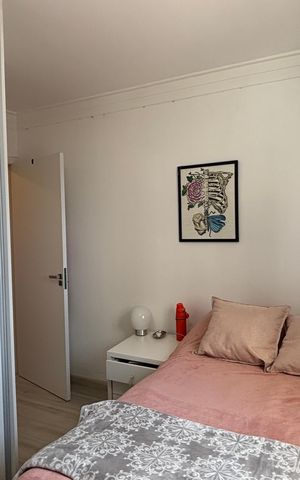 Casa à venda com 160m², 4 quartos e 3 vagas Casa à venda com 160m², 4 quartos e 3 vagasSuíte 3