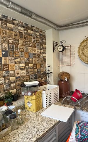 Casa à venda com 160m², 4 quartos e 3 vagas Casa à venda com 160m², 4 quartos e 3 vagasQuintal