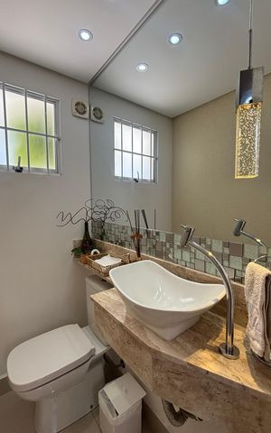 Casa à venda com 160m², 4 quartos e 3 vagas Casa à venda com 160m², 4 quartos e 3 vagasLavabo