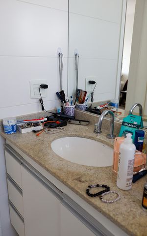 Apartamento para alugar com 120m², 2 quartos e 2 vagas Apartamento para alugar com 120m², 2 quartos e 2 vagasBanheiro da Suíte 2