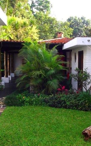 Casa à venda com 416m², 4 quartos e 4 vagas