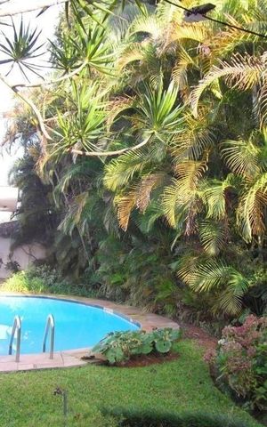 Casa à venda com 416m², 4 quartos e 4 vagas
