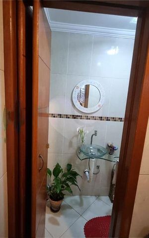 Casa à venda com 146m², 2 quartos e 3 vagas