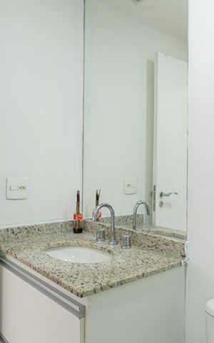 Studio à venda com 24m², 1 quarto e sem vaga Studio à venda com 24m², 1 quarto e sem vagaBanheiro