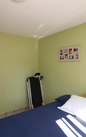 Casa à venda com 140m², 2 quartos e 2 vagasQuarto