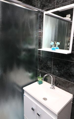 Casa à venda com 140m², 2 quartos e 2 vagasBanheiro da Suíte