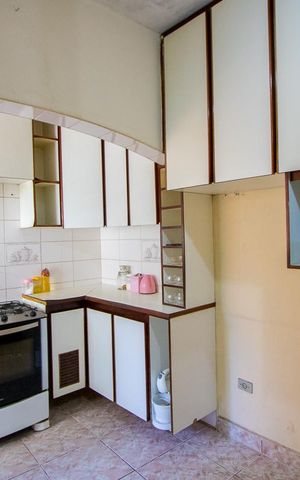 Casa à venda com 209m², 3 quartos e 2 vagas Casa à venda com 209m², 3 quartos e 2 vagasCozinha