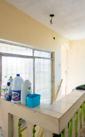Casa à venda com 209m², 3 quartos e 2 vagas Casa à venda com 209m², 3 quartos e 2 vagasÁrea de serviço