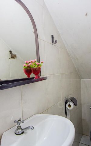 Casa à venda com 209m², 3 quartos e 2 vagas Casa à venda com 209m², 3 quartos e 2 vagasLavabo