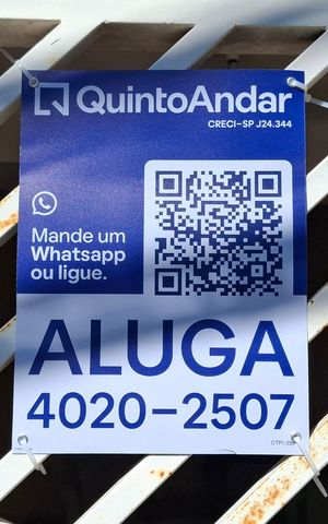 Casa à venda com 209m², 3 quartos e 2 vagas Casa à venda com 209m², 3 quartos e 2 vagasPlaquinha