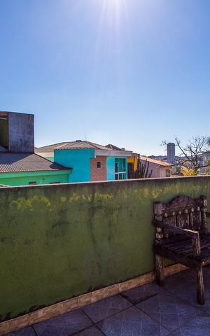 Casa à venda com 209m², 3 quartos e 2 vagas Casa à venda com 209m², 3 quartos e 2 vagasÁrea externa