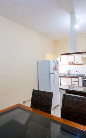 Casa à venda com 209m², 3 quartos e 2 vagas Casa à venda com 209m², 3 quartos e 2 vagasCozinha