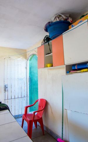 Casa à venda com 209m², 3 quartos e 2 vagas Casa à venda com 209m², 3 quartos e 2 vagasÁrea de serviço