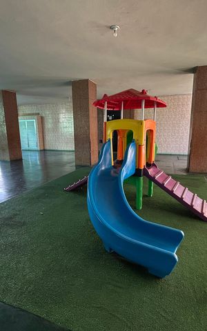 Apartamento à venda com 57m², 2 quartos e sem vagaÁrea comum - Playground