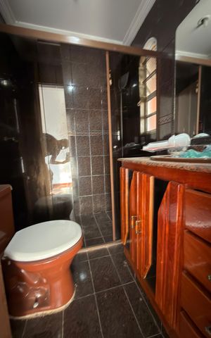 Casa para alugar com 140m², 4 quartos e 1 vagaBanheiro suíte 02