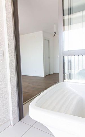 Apartamento à venda com 78m², 2 quartos e 1 vaga Apartamento à venda com 78m², 2 quartos e 1 vagaÁrea de Serviço