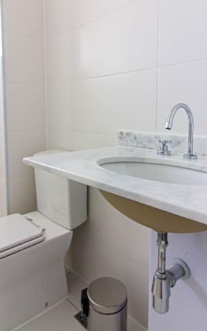 Apartamento à venda com 78m², 2 quartos e 1 vaga Apartamento à venda com 78m², 2 quartos e 1 vagaBanheiro da Suíte 1