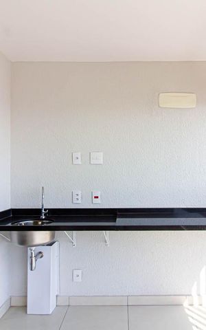 Apartamento à venda com 78m², 2 quartos e 1 vaga Apartamento à venda com 78m², 2 quartos e 1 vagaVaranda