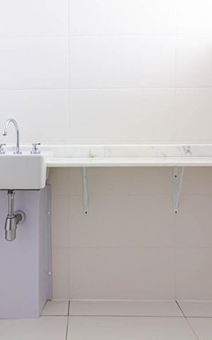 Apartamento à venda com 78m², 2 quartos e 1 vaga Apartamento à venda com 78m², 2 quartos e 1 vagaBanheiro da Suíte 2