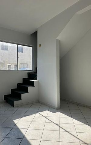 Casa à venda com 69m², 2 quartos e 1 vaga Casa à venda com 69m², 2 quartos e 1 vagaSala
