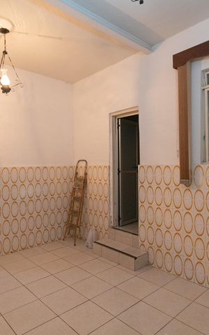 Casa à venda com 290m², 5 quartos e 4 vagas Casa à venda com 290m², 5 quartos e 4 vagasQuarto de Serviço
